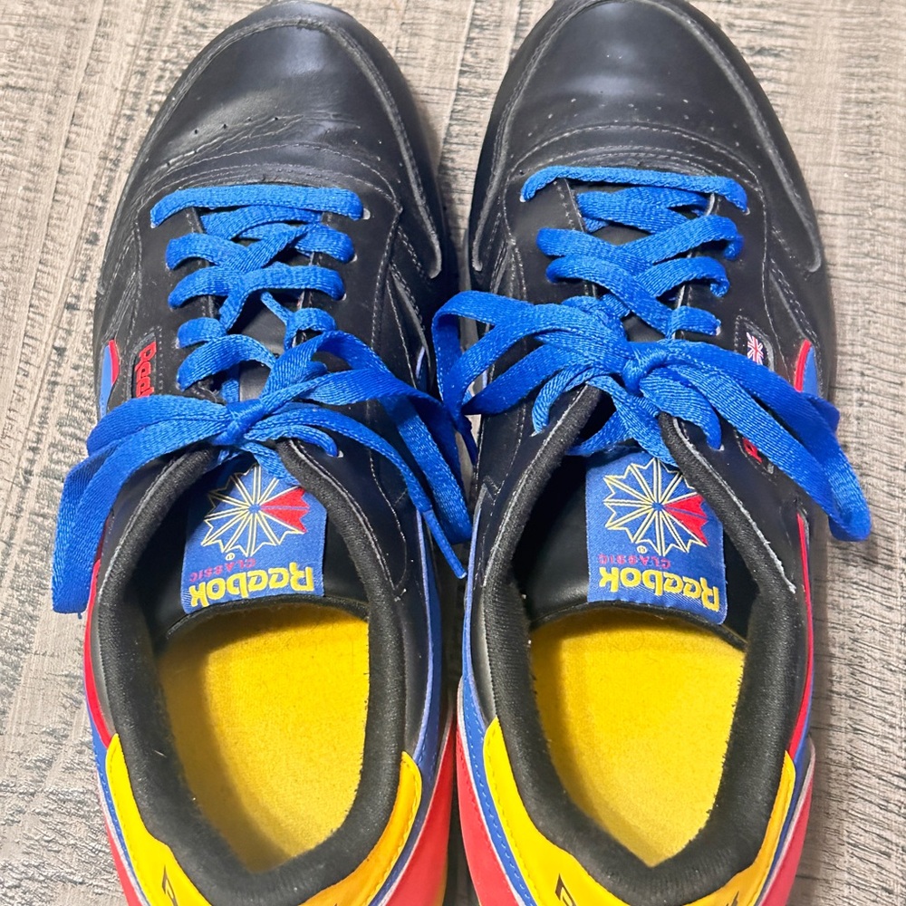 Reebok Men's Black and Blue Sneakers w Red & Yellow Accents - Picture 3 of 8